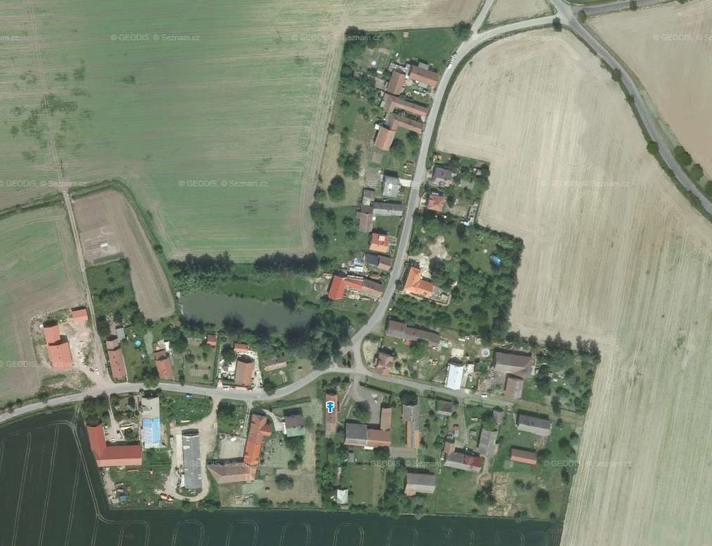 Letecký snímek obce Chvalina řešené