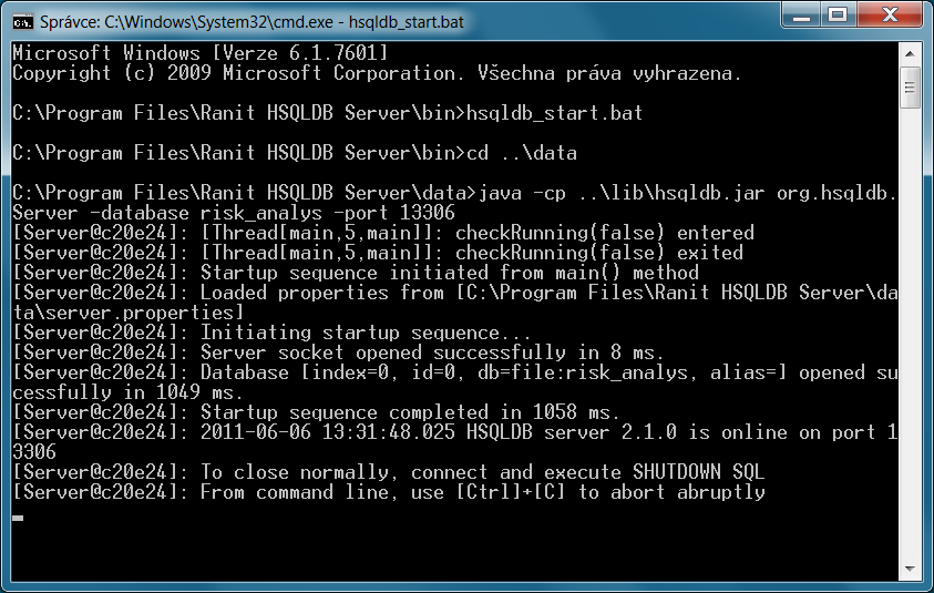 Pro pouhé spuštění databázového stroje je možné použít dávkový soubor