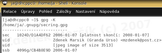 Možná pro vás bude jednodušší poslat tento klíč přímo z vašeho kroužku na klíče konzolovým příkazem: 1. gpg -K (zjistíte si ID svého veřejného klíče) 2. gpg --send-keys --keyserver pgp.mit.