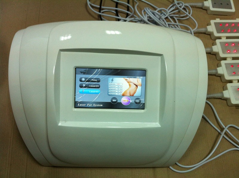 Funkce Typ Lipo Laser Radiofrekvence Kavitace Mono / přenosný / multifunkce Multifunkce 3 v 1 Lipo Laser, Radiofrekvence, Kavitace 650nm 12 měsíců 8+2 x Lipo, 1 x RF, 1 x Kavitace, Poloprofesionální