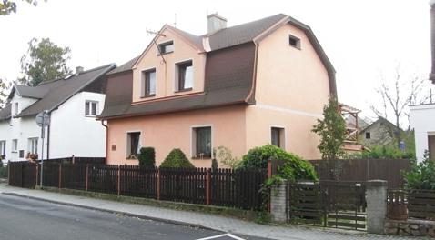 933 stavební úpravy Fotografie 29- oprava pláště včetně výměny oken 25 27, doplňující 342 Bezručova 57/3,44,962/8,774 samostatně stojící +P /3 JP Základní popis: obytná vila Nebytový prostor Navrhuje