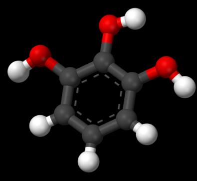 Benzetrioly Pyrogallol C 6 H 3 (OH) 3 benzen-1,2,3-triol vic -trihydroxybenzen Obr.4 Obr.