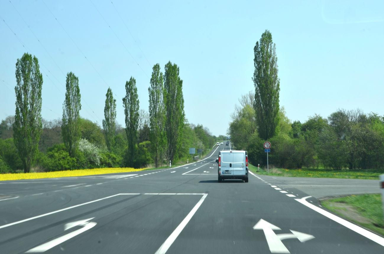 PRAXE A STÁŽE ODBORNÁ METODIKA č.4c Školení řidičů referentských vozidel V moderně řízených podnicích jsou na manažery kladeny vysoké nároky.