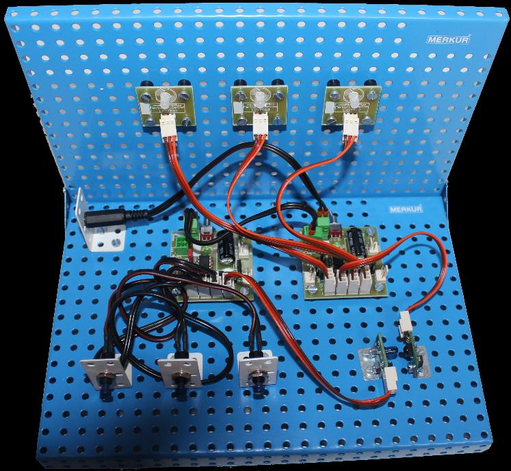 IR komunikace 2x MERKUR board Basic - PICAXE, 3x LED dioda, 1x IR vysílač, 1x fototranzistor, 3x tlačítko Tento experiment je zaměřen na seznámení s komunikací pomocí infračerveného světla.