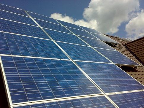 Ochrana investic ve fotovoltaice s ohledem na nedávnou daňovou