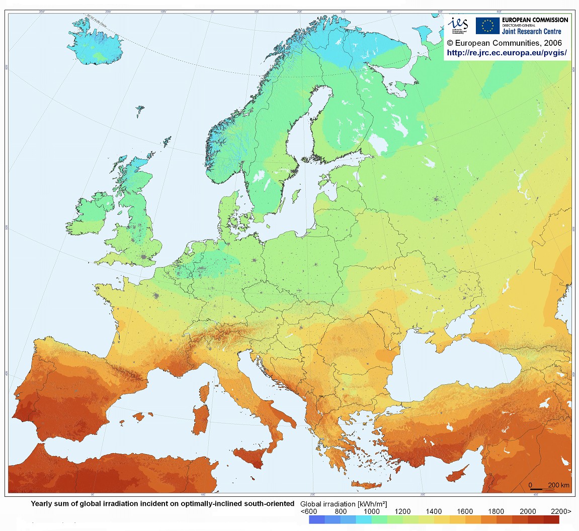 Sluneční ozáření, dávka slunečního záření G = G p + G d jasná obloha 800 1000 W/m