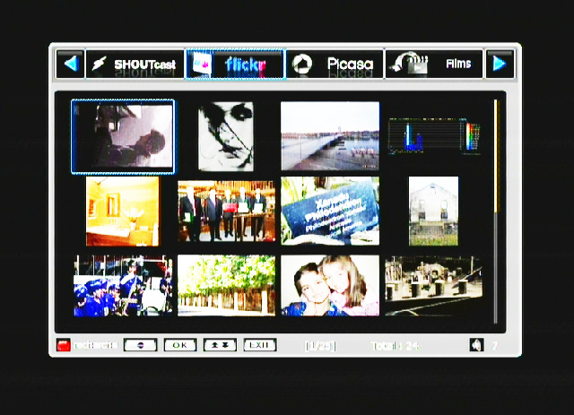 V. STYX MÉDIA V.7) Flickr Tato funkce umožňuje přístup k fotkám na této webové stránce. (http://www.flickr.com) K výběru položky «Flickr» použijte tlačítka.