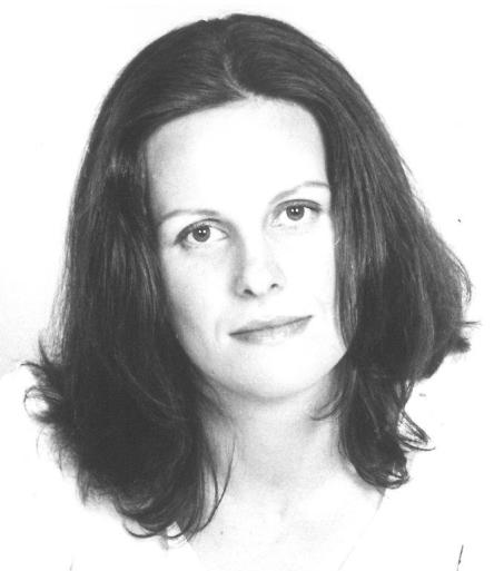 ANDREA FOLTEROVÁ, ŘEDITELKA OS AVE ROK 2012 BYL FAJN Byl fajn není konstatování, nýbrž otázka. Otázka, kterou si kladu po každém roce, který naše AVE prožije.