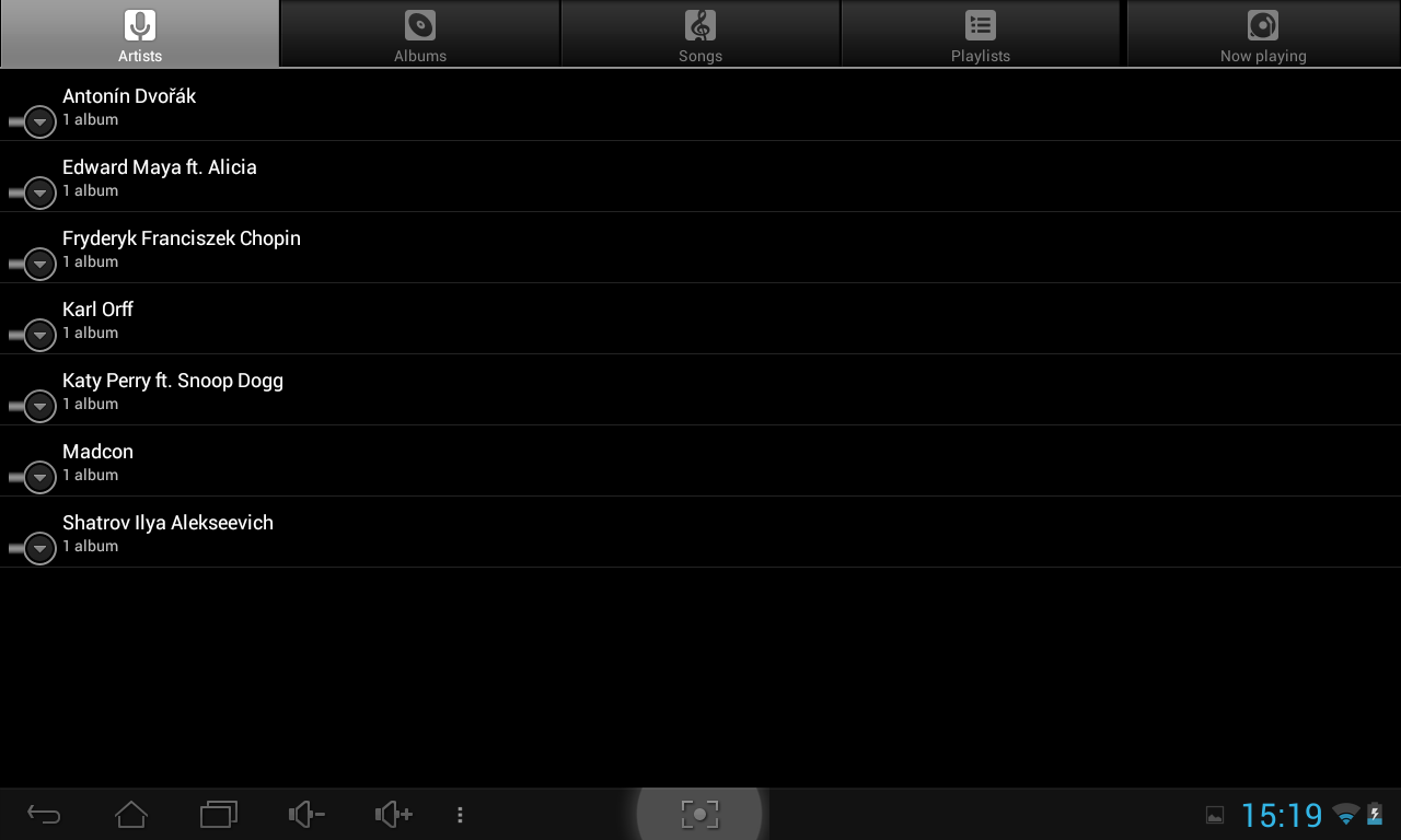 7. Typické aplikace 7 7.1 Přehrávač hudby Poslechu hudby a svých oblíbených skladeb si můžete na svém tabletu MultiPad užívat díky aplikaci Hudba.