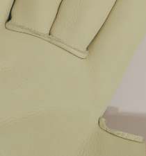 Mechanická rizika Kožené ochranné rukavice uvex top grade Perfektní zpracování až do posledního detailu. Použití vysoce kvalitních kožených materiálů.