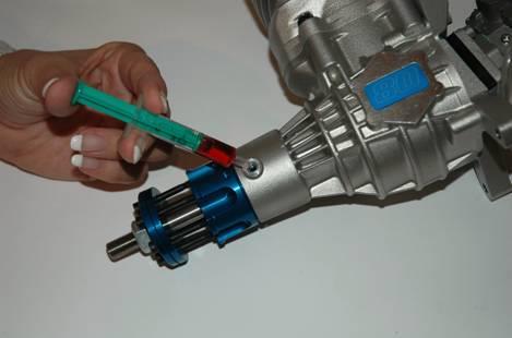 Možné závady motoru a jejich odstranění Pokud by motor běžel s odšroubovanou krytkou, mohlo by dojít k zadření motoru!