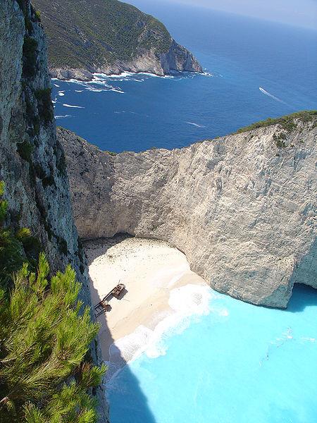 Ostrov Zakynthos (Řecko) podle Homéra byl ostrov osídlen vládcem Zakynthem a jeho muži