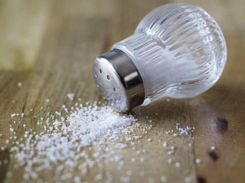 Jak se sůl do organizmu dostává?