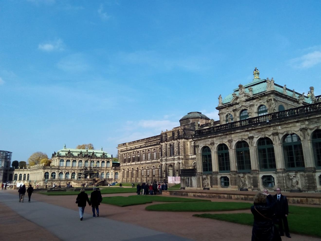 1. den (27.10.2015) Ve Zwingeru.