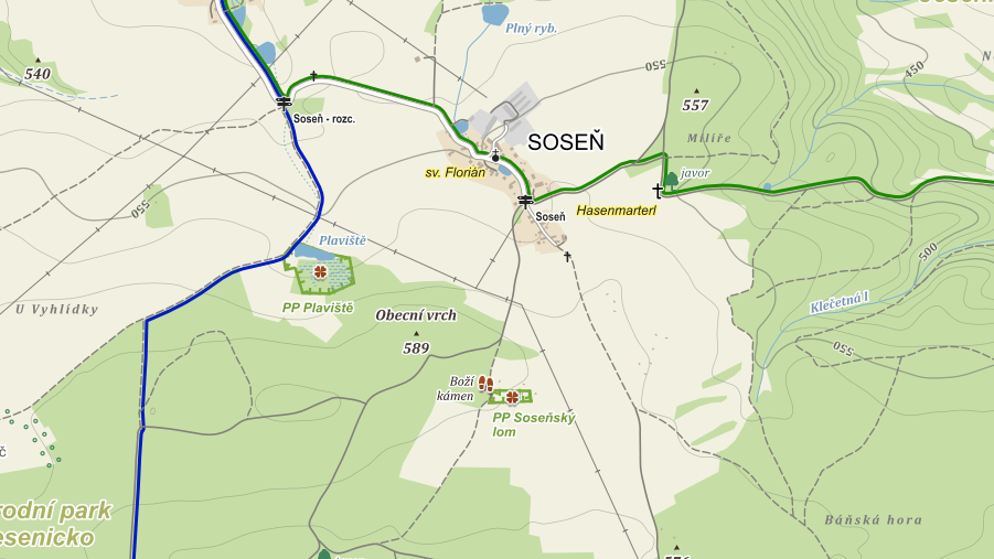 2.7 Soseňský lom Soseňský lom se nachází cca 0,8 km jihozápadně od obce Soseň v nadmořské výšce kolem 580 m n. m. Jedná se o nejvýše položený zatopený lom na Jesenicku. Soseňský lom Obr.