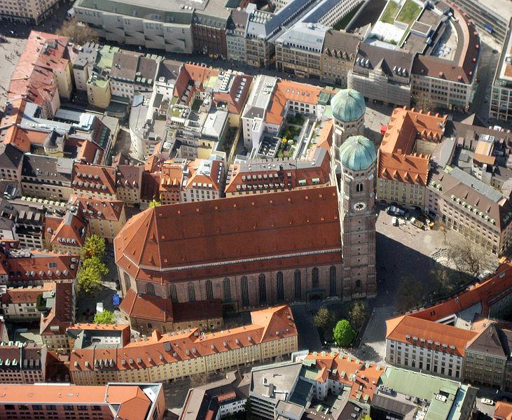 1 Frauenkirche - der gotische Dom aus dem