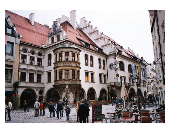 4 Hofbräuhaus in München Das Hofbräuhaus ist ein weltberühmter