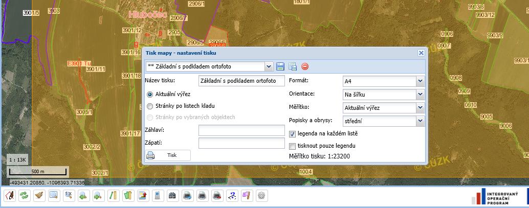 3 Dle potřeby upravte oblast tisku (oranžový obdélník). Tažením myší lze oblast tisku posunovat. Velikost oblasti tisku závisí na zvoleném měřítku a formátu.