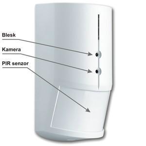 JABLOTRON: JA-84P bezdrátový PIR detektor s kamerou JA-84P umožňuje detekovat pohyb ve střeženém prostoru včetně vizuálního potvrzení poplachu Kamera detektoru je vybavena bleskem a infračerveným