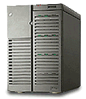 2.7 Internetové technologie Princip klient-server (služba WWW) HW uživatelská stanice server dotaz (URL) odpověď (HTML) WWW klient (např.