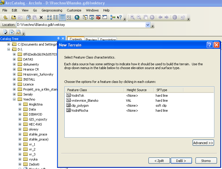 DMT v geodatabázi strana 4 Jako vstupní soubory pro tvorbu terénu vybereme z prvků v datasetu tyto: VodniTok, vrstevnice_blansko, clip_polygon,