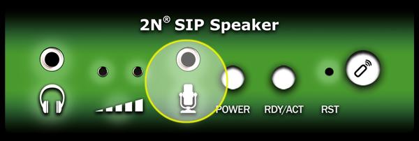Elektrická instalace 2.4 Připojení sluchátek nebo externího zesilovače 2N SIP Speaker je vybaven výstupem pro připojení sluchátek nebo externího zesilovače.