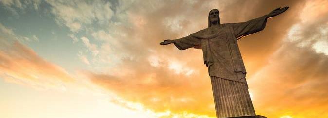 Atraktivity zájezdu Rio de Janeiro Druhé největší město Brazílie, které bylo až do roku 1960 hlavním městem, se nachází v jihovýchodní Brazílii na pobřeží Atlantského oceánu a v zálivu Guanabara Bay.