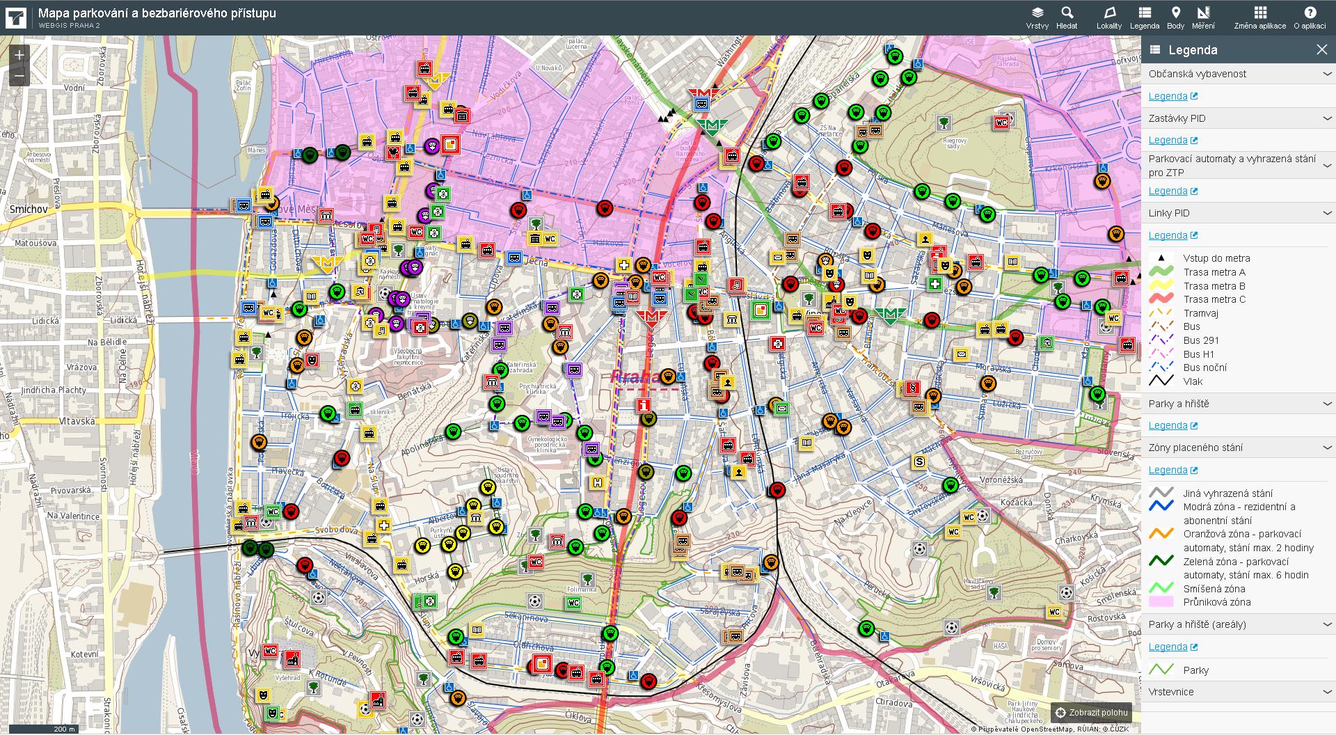 LEGENDA vrstvy mapy parkování a bezbariérového přístupu se zapnutým panelem legendy - uživatel nalezne v legendě podrobný seznam všech prvků mapy parkování a