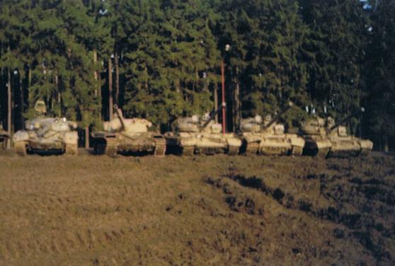 6 Bývalý tankodrom Klenová Naučná stezka Klenová Bývalé vojenské cvičiště zabíralo území o rozloze 130 ha. Vojenská posádka v Janovicích nad Úhlavou tento prostor využívala od roku 1953 do roku 2003.