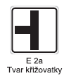 Spodní hrana značky bude ve výši 2,20 m nad úrovní terénu (v intravilánu). Prostorové a výškové umístění značení bude v souladu s TP117. Vodorovné dopravní značení je navrženo v souladu se svislým.