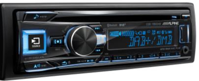 CDE-196DAB CD přijímač s Bluetooth 50W x 4 zesilovač s pokročilým Power IC Přední USB vstup s 1000mA Přední Aux vstup Pokročilý Max Tuner Vestavěný Bluetooth (BT Plus) TuneIt Ready Hlasové ovládání
