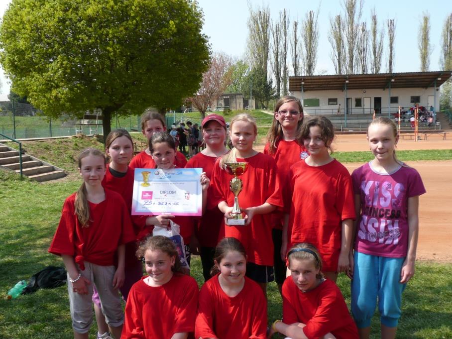 Dne 25.4. 2013 se Základní škola v Líbeznicích zúčastnila okresního kola Preventan cupu, turnaje ve vybíjené, který se konal v Čelákovicích.
