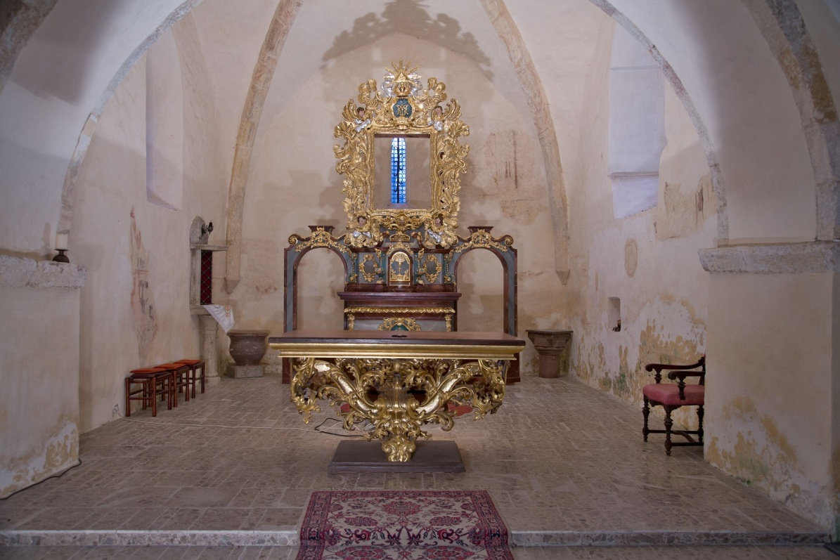 Byl však zachráněn svou družinou. Na památku své záchrany nechal kníže Jaromír kolem roku 1000 postavit na Velízi románský kostelík, zasvěcený svatému Janu Křtiteli.