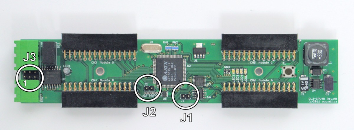 CPU modul DataLab IO4/COM Nastavení jednotky Na desce plošných spojů jednotky DataLab IO4/COM se nachází několik propojek.