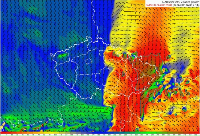 2013 ve 14 SELČ. a) Potencialní vorticita (PV) v hladině 300 hpa.