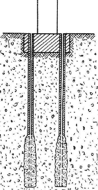 Ukázka konstrukce mikropilot Ve zvodnělé zemině je třeba před betonováním odstranit vodu z vrtu stlačeným