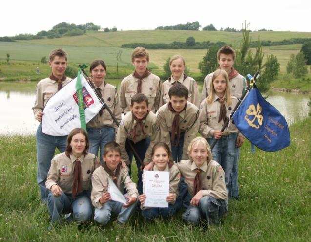 družina Vlaštovek umístila také na 1. místě, a obě družiny tak postoupily do Celostátního kola Svojsíkova závodu 2005.