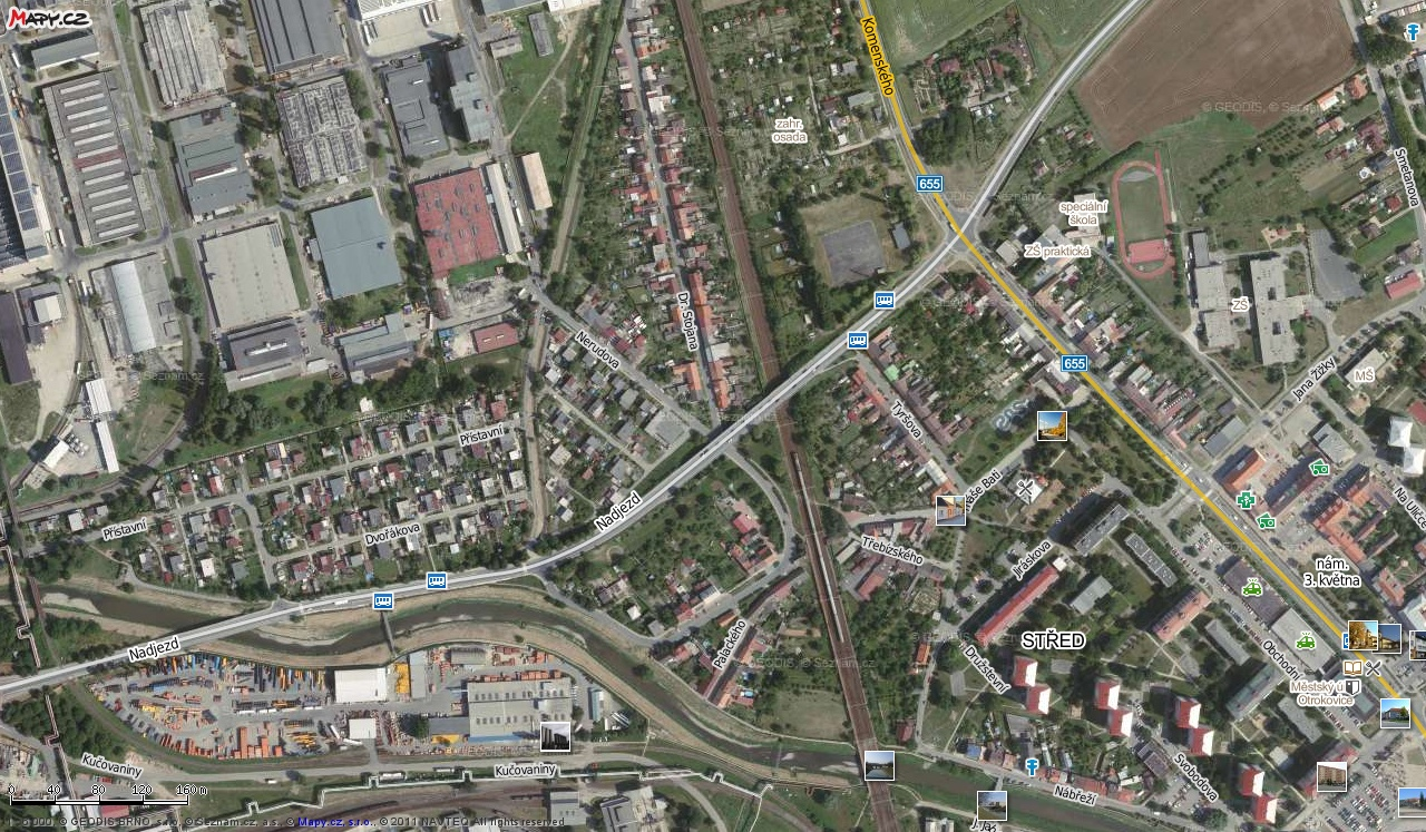Příjezd od Přerova a od Uherského Hradiště BUDOVA B41 - Sklad pryžových výrobků, areál Toma Otrokovice OZNÁMENÍ - DOKUMENTACE O HODNOCENÍ VLIVŮ