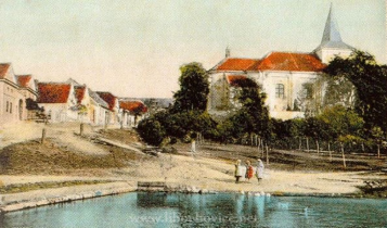 Ke zřízení farnosti skutečně došlo v únoru roku 1852 a na faru chotěšovskou byl povýšen bývalý biskupský ceremoniář P. Josef Kučera. Ten nechal kostel v roce 1876, nákladem zádušním 4868 zl. 17 kr.