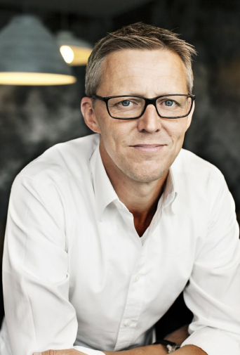 Fredrik T. Olsson KONEC ŘETĚZCE Strhující pátrání po velkých životních záhadách sleduje několik zdánlivě samostatných dějových linií, které se posléze protnou v neuvěřitelném a děsivém příběhu.