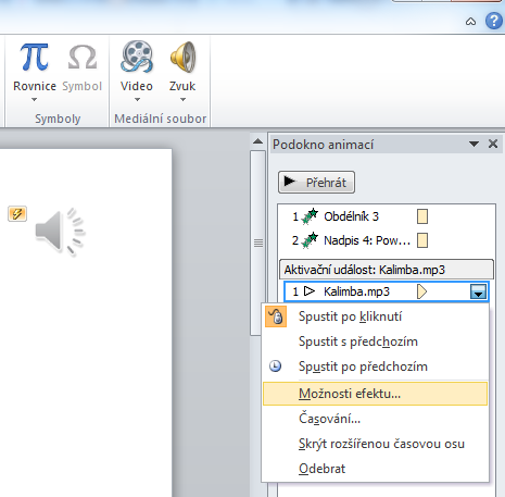 Na kartě Vložení, skupina příkazů Mediální soubor vyberte Zvuk (konkrétně zvuk ze souboru) 3. Nastavte, zda se má zvuk spustit automaticky nebo po klepnutí myši 4.