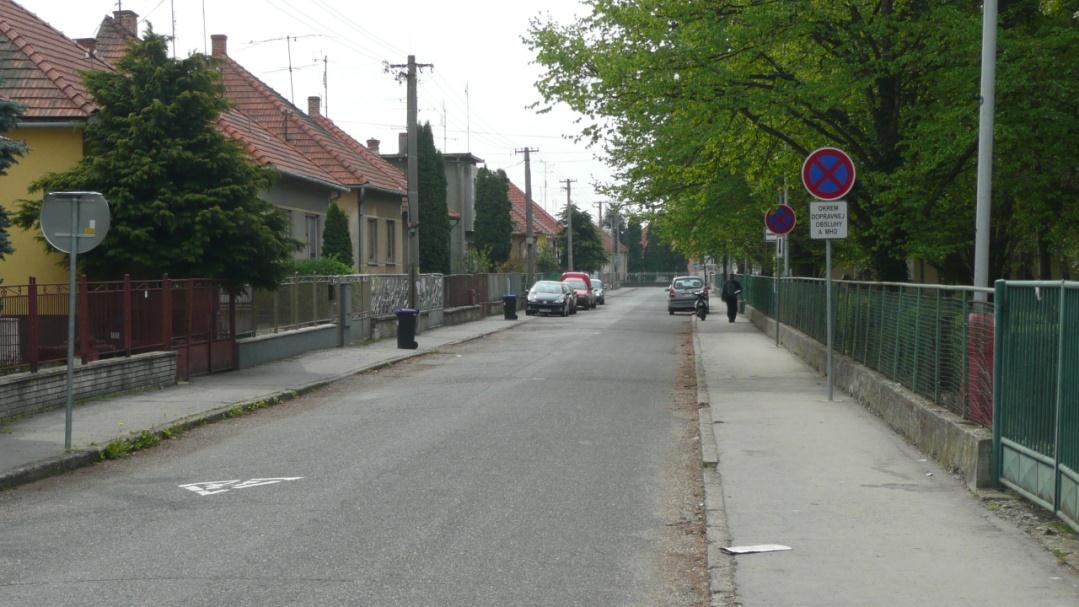 KONCEPCE ROZVOJA STATICKEJ DOPRAVY V MESTE LEVICE ČÁST DÍLA: HODNOTÍCÍ LISTY JEDNOTLIVÝCH ÚZEMNÍCH CELKŮ ZÁKLADNÍCH SÍDELNÍCH JEDNOTEK DUBEN ČERVEN 2012 Číslo a název urbanistického obvodu 23174 Pod