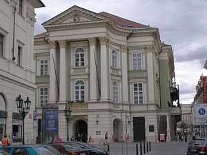 Historie divadel 1739 založeno první kamenné divadlo Divadlo v Kotcích (zcela německé).