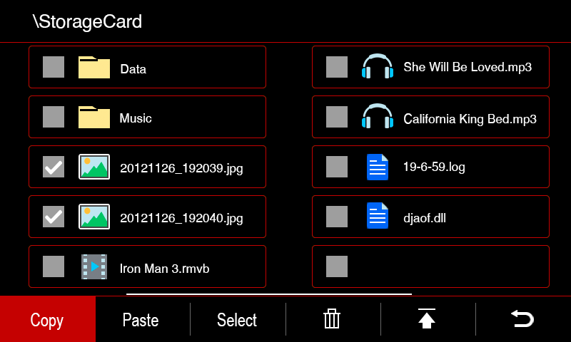 Přenos souborů Tato volba umožňuje přenos souborů mezi USB a SD kartou. Volba a přenos souborů Stiskněte ikonu souboru na ADAPTIV úvodní obrazovce.