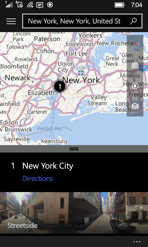 34 - Činnosti online Používání mapy Klepněte na ikonu Mapy v nabídce aplikací. Přetáhněte mapu prstem na požadované místo.