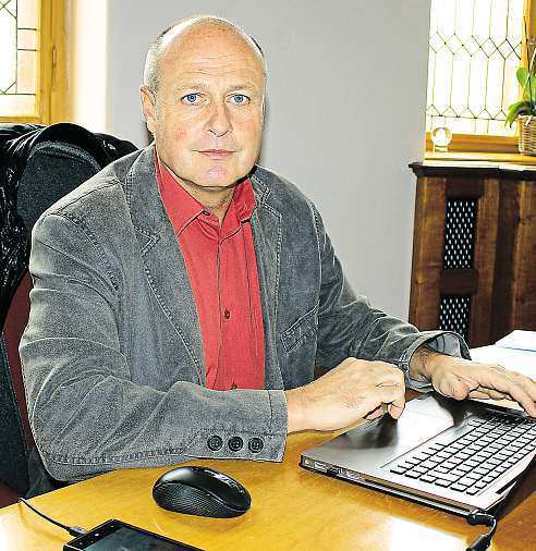 Na křesla místostarostů usedli Václav Chroust zods amartin Kříž z TOP 0. Rudolf Salvetr dostal od zastupitelů dvacet z celkových sedmadvaceti hlasů.