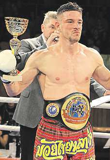 Břeclavsko a Hodonínsko 18. prosince 2015 31 Videa osoupeřích? Nepotřebuji Igor Daniš se po dvou titulech mistra světa vthajském boxu dočkal i pásu evropského šampiona.