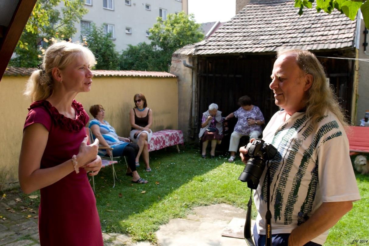 Renátu Hudecovou, aby o sobě a své zálibě řekla pár slov přítomným (viz níže).