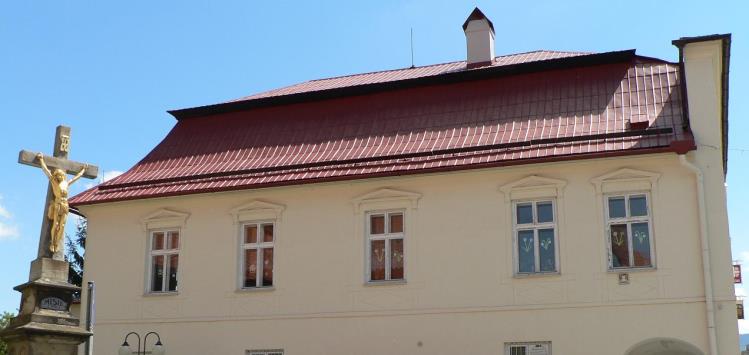 VÝROČNÍ ZPRÁVA 2013 Charita Frenštát pod Radhoštěm Kontakt: