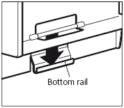 4. OBSLUHA 4.1 Držák na stěnu Zavěšení nosné jednotky Kontrolní pin Varování Dokud západka slyšitelně i viditelně nezapadne do nosné jednotky, není jednotka bezpečně usazena v držáku.